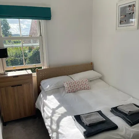 Feriehus A Lovely 2 Bedded Terrace House *